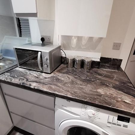 Studio Self Contained Double Bedroom Londres Extérieur photo