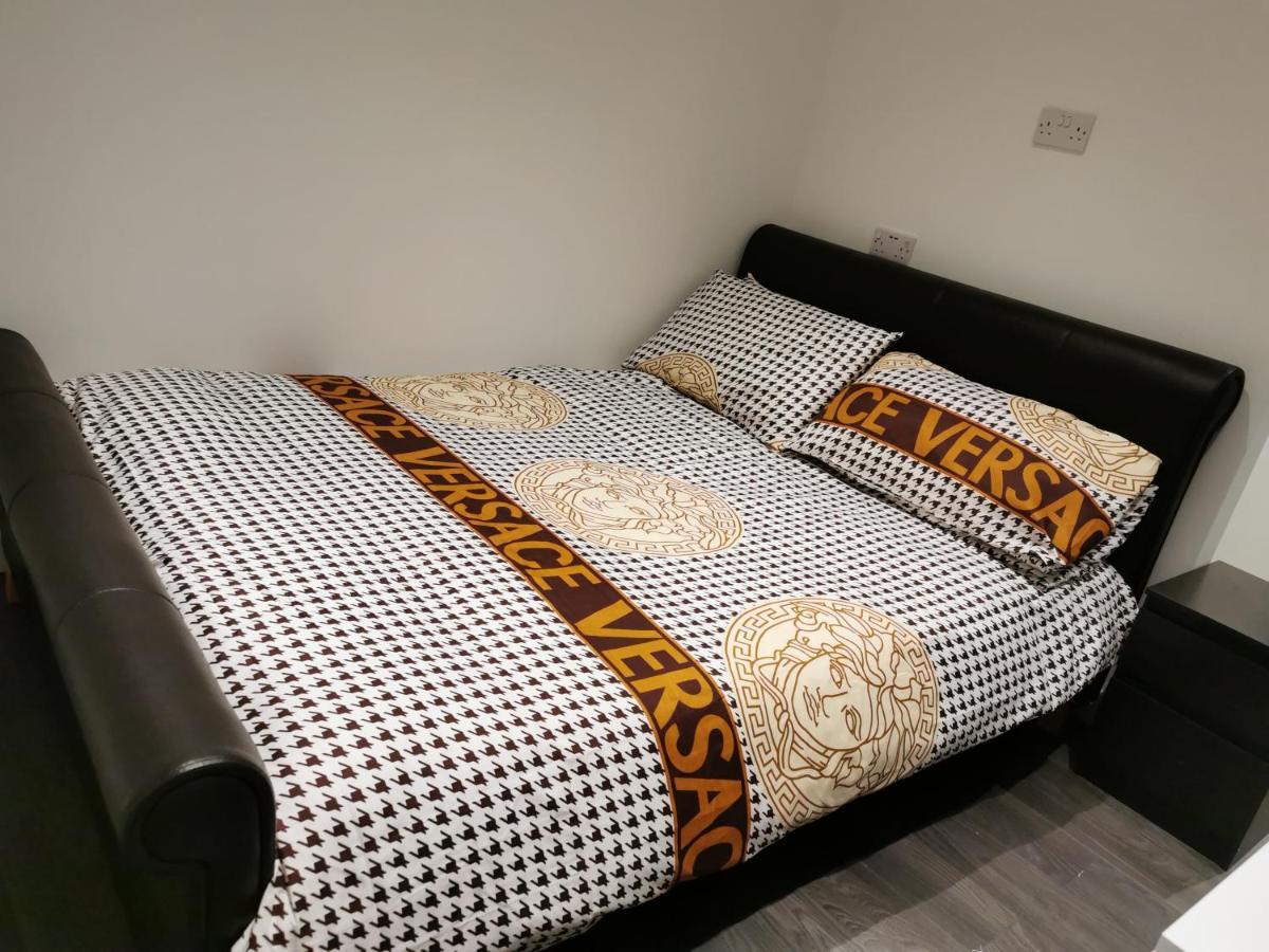 Studio Self Contained Double Bedroom Londres Extérieur photo